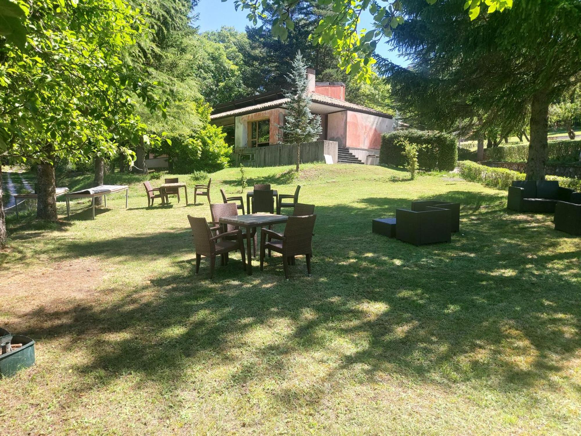 Velilla del Rio Carrion Kyomu Resort מראה חיצוני תמונה
